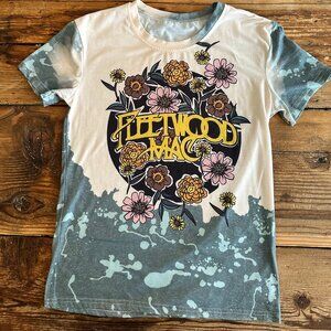 NWOT Fleetwood Mac Graphic Tee - Teal and White